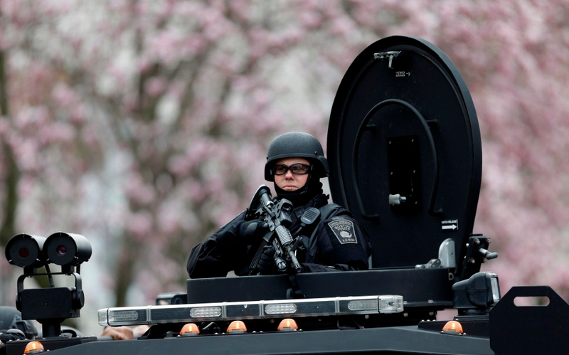Illustration for article titled Scenes From The Watertown Manhunt